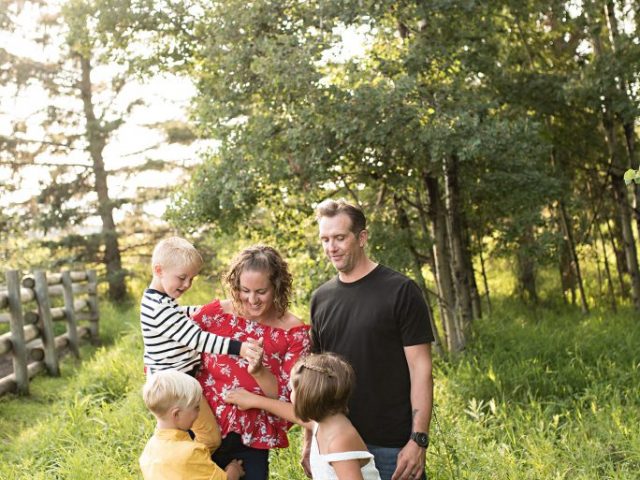 Alicia and Evan’s 2019 Family Session