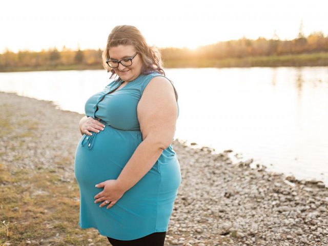 Caitlyn & Cale – Maternity